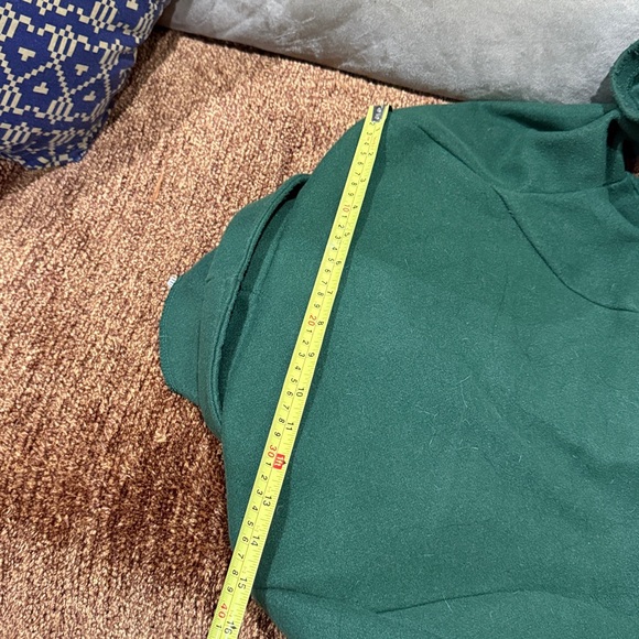 Elegant Green Women's Coat - Picture 8 of 9